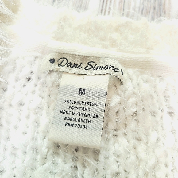 White long fuzzy cardigan - Picture 4 of 7